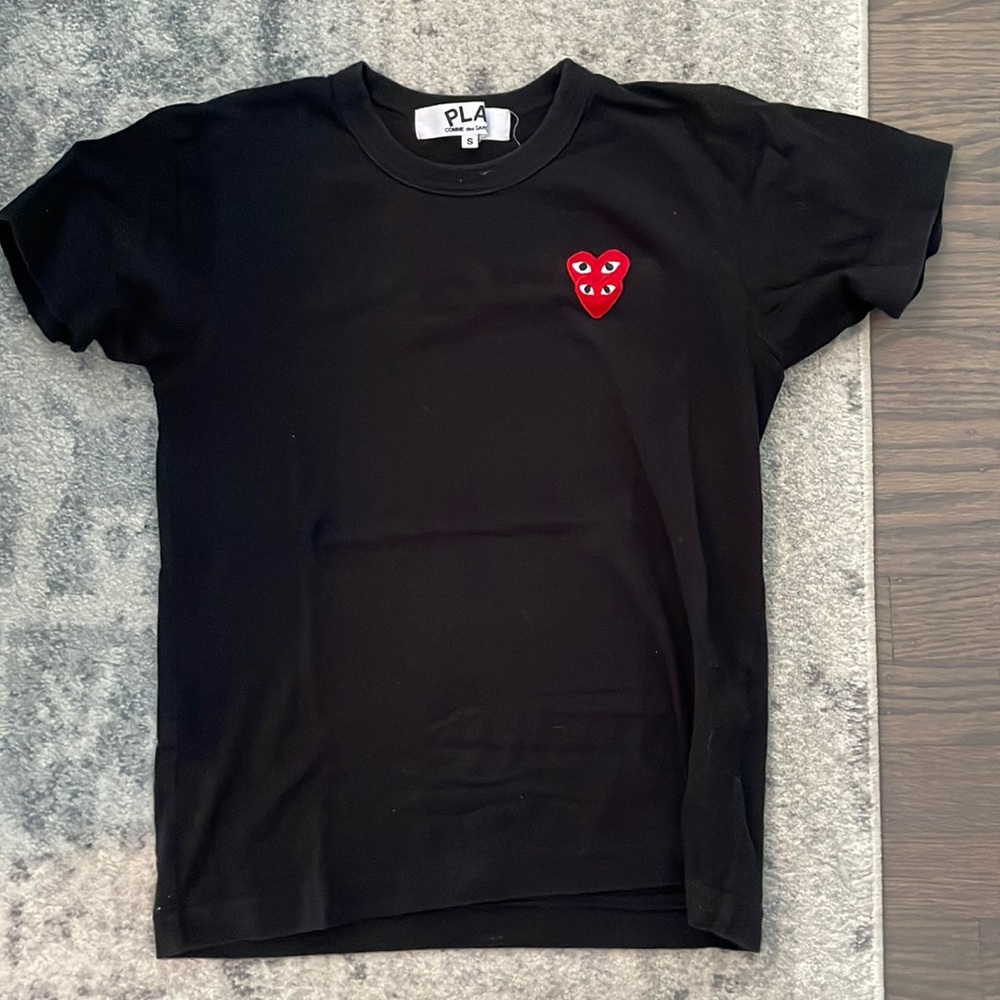 Play Comme des Garsons tee